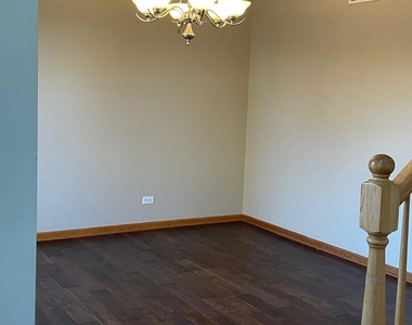 13356 Vicarage Drive - Photo Thumbnail 4