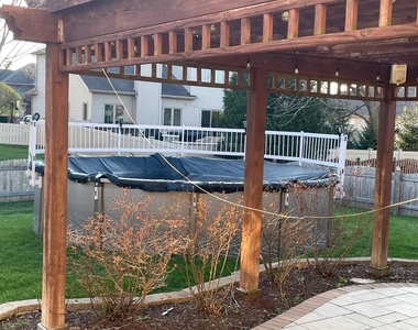 13356 Vicarage Drive - Photo Thumbnail 27