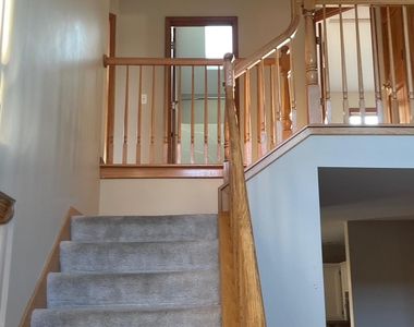 13356 Vicarage Drive - Photo Thumbnail 5