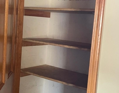13356 Vicarage Drive - Photo Thumbnail 12