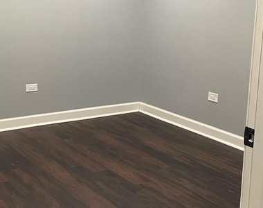 13356 Vicarage Drive - Photo Thumbnail 17