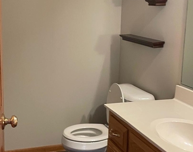 13356 Vicarage Drive - Photo Thumbnail 20