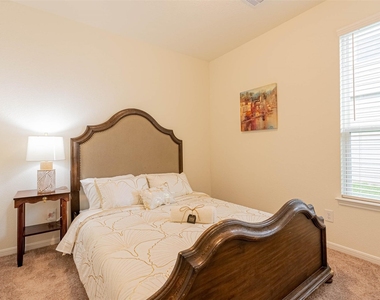 2114 Damasi Ln - Photo Thumbnail 28