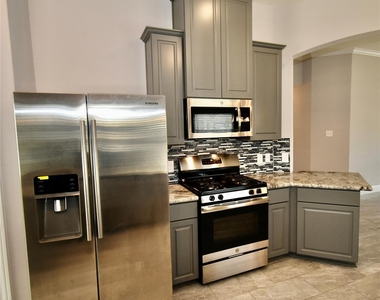 18226 Willow Edge Drive - Photo Thumbnail 4