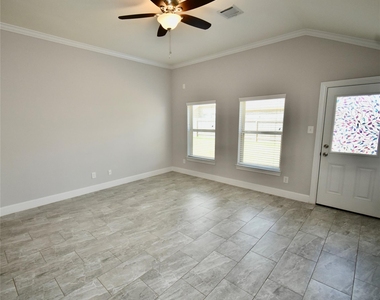 18226 Willow Edge Drive - Photo Thumbnail 8