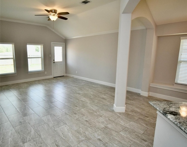 18226 Willow Edge Drive - Photo Thumbnail 7