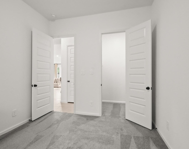 906 Sendero Trail - Photo Thumbnail 18