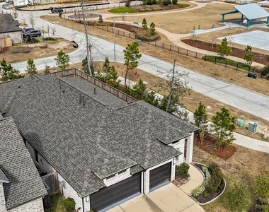 906 Sendero Trail - Photo Thumbnail 3