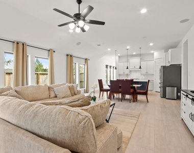 906 Sendero Trail - Photo Thumbnail 30