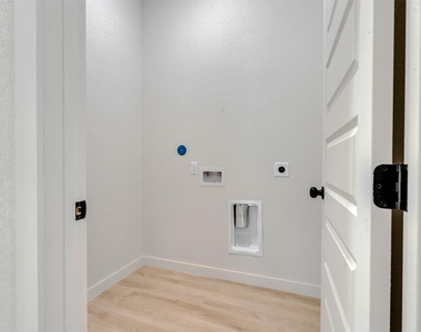9707 Cargill Street - Photo Thumbnail 19