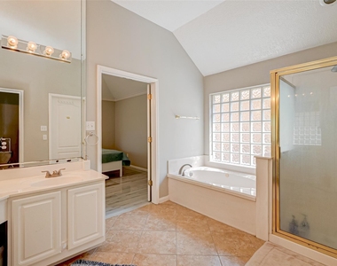 1107 Parkhaven Lane - Photo Thumbnail 19