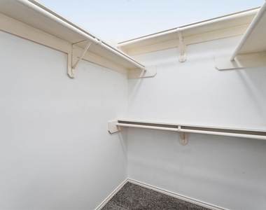 1507 Sutton Street - Photo Thumbnail 14