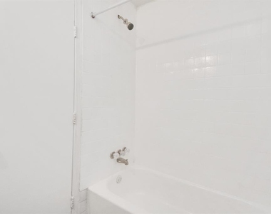 4803 Beechaven Street - Photo Thumbnail 12