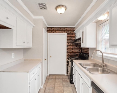 4803 Beechaven Street - Photo Thumbnail 18