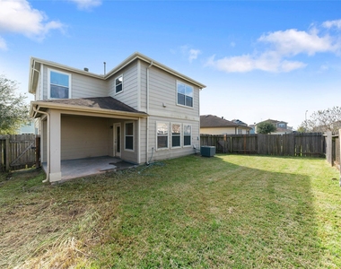 311 Remington Creek Drive - Photo Thumbnail 15