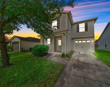 311 Remington Creek Drive - Photo Thumbnail 16
