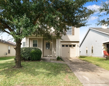 311 Remington Creek Drive - Photo Thumbnail 17