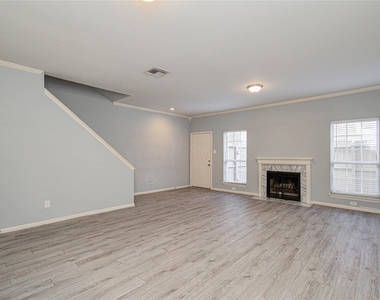 3088 Holly Hall Street - Photo Thumbnail 3