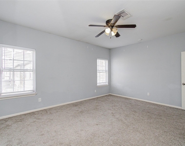 3088 Holly Hall Street - Photo Thumbnail 18