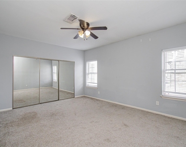 3088 Holly Hall Street - Photo Thumbnail 16