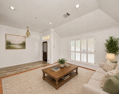 5527 Moss Meadow Court - Photo Thumbnail 4