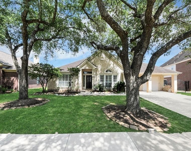5527 Moss Meadow Court - Photo Thumbnail 2