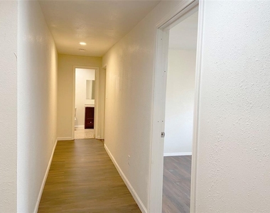12115 Segrest Drive - Photo Thumbnail 6