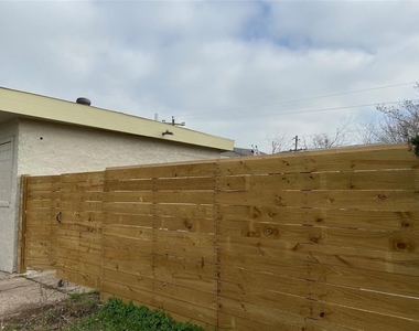 12115 Segrest Drive - Photo Thumbnail 12