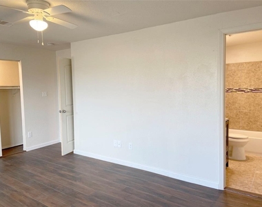 12115 Segrest Drive - Photo Thumbnail 3