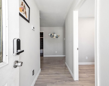 3910 Luca St Street - Photo Thumbnail 4