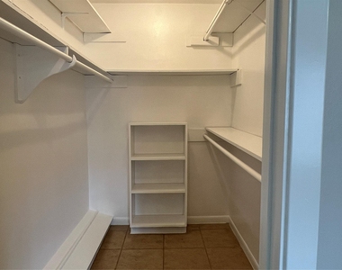 2824 Briarhurst Drive - Photo Thumbnail 11