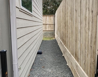 346 Eado Park Circle - Photo Thumbnail 19