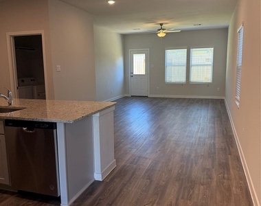 5802 Blue Grama Drive - Photo Thumbnail 2