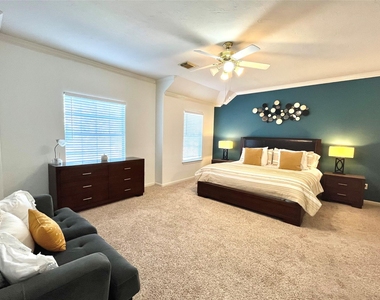 2 Stone Arrow Place - Photo Thumbnail 13