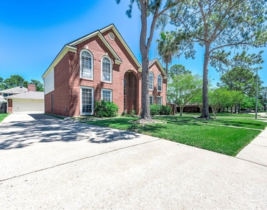 7902 Feather Springs - Photo Thumbnail 1