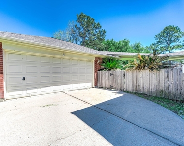 7902 Feather Springs - Photo Thumbnail 38