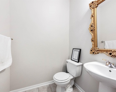 7902 Feather Springs - Photo Thumbnail 20