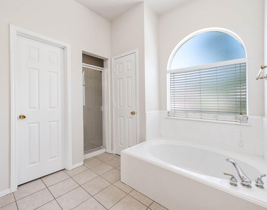 7902 Feather Springs - Photo Thumbnail 37