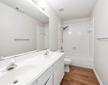 7902 Feather Springs - Photo Thumbnail 29