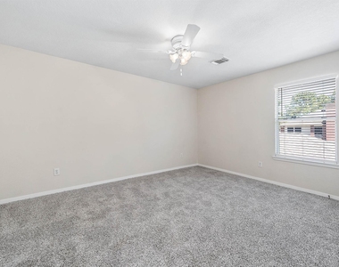 7902 Feather Springs - Photo Thumbnail 28