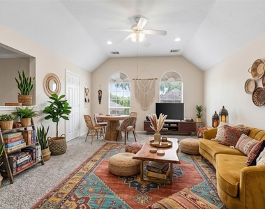 7902 Feather Springs - Photo Thumbnail 26