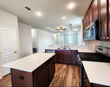 24106 Silver Sunset Lane - Photo Thumbnail 3