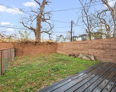 317 E 35th Street - Photo Thumbnail 20