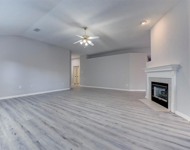 9026 Eaglecove Drive - Photo Thumbnail 9
