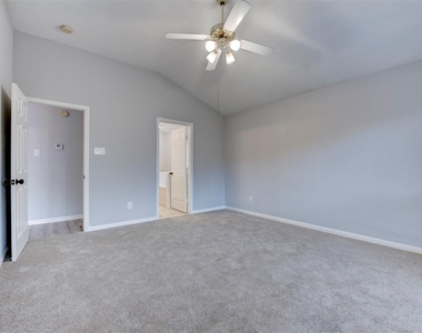 9026 Eaglecove Drive - Photo Thumbnail 22