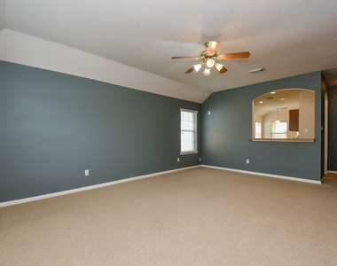 7218 Fox Hall Lane - Photo Thumbnail 10