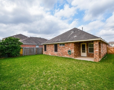7218 Fox Hall Lane - Photo Thumbnail 21