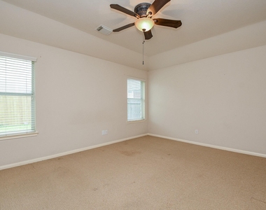 7218 Fox Hall Lane - Photo Thumbnail 13