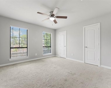 9130 Vogue Lane - Photo Thumbnail 25