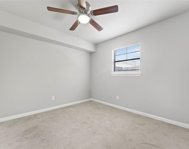 9130 Vogue Lane - Photo Thumbnail 16